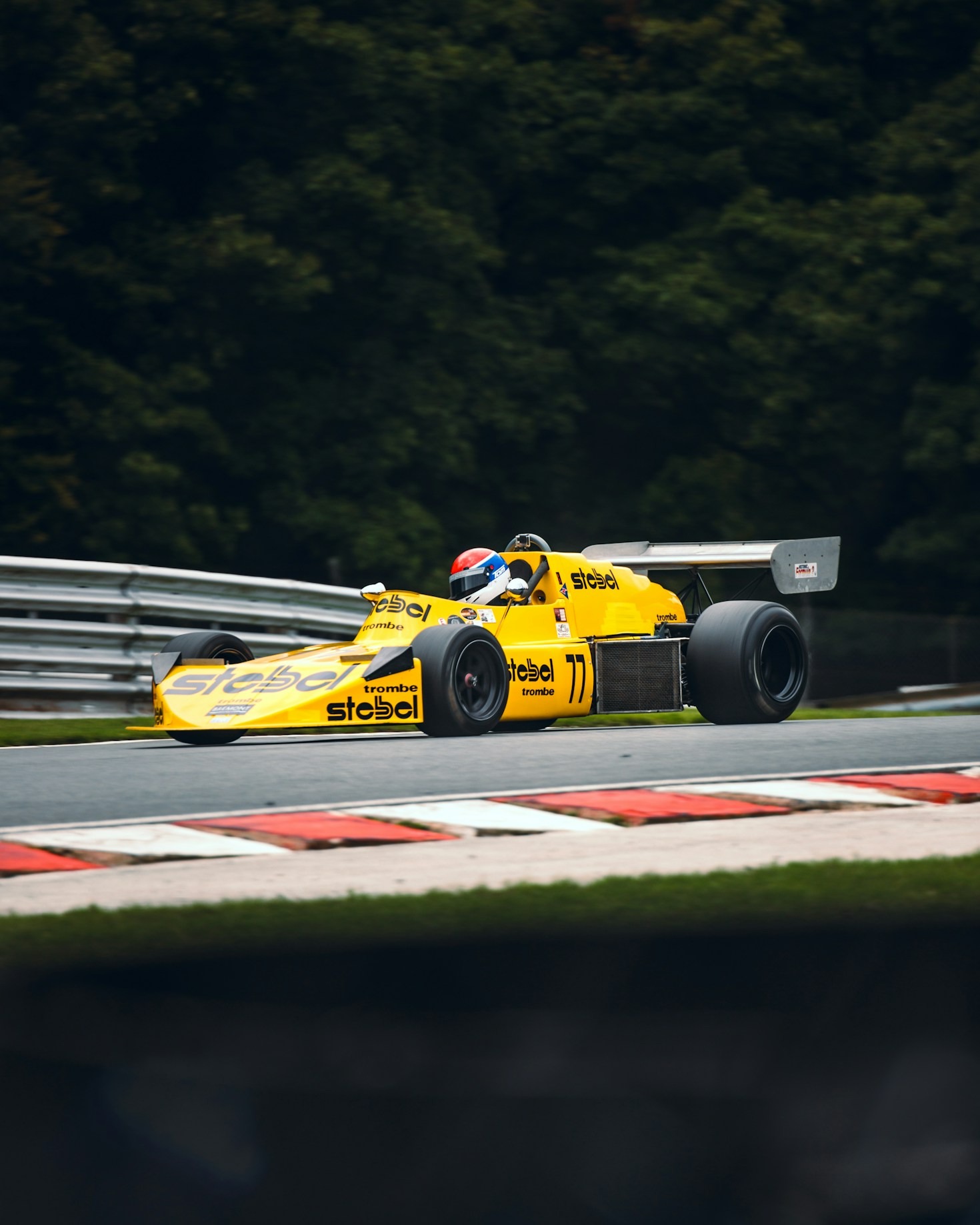 Comparing Modern and Classic Constructors’ Dominance